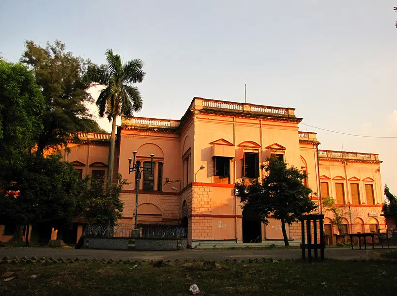 Hooghly Mohsin College: A Beacon of Education and Heritage